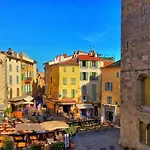 L\'atypique